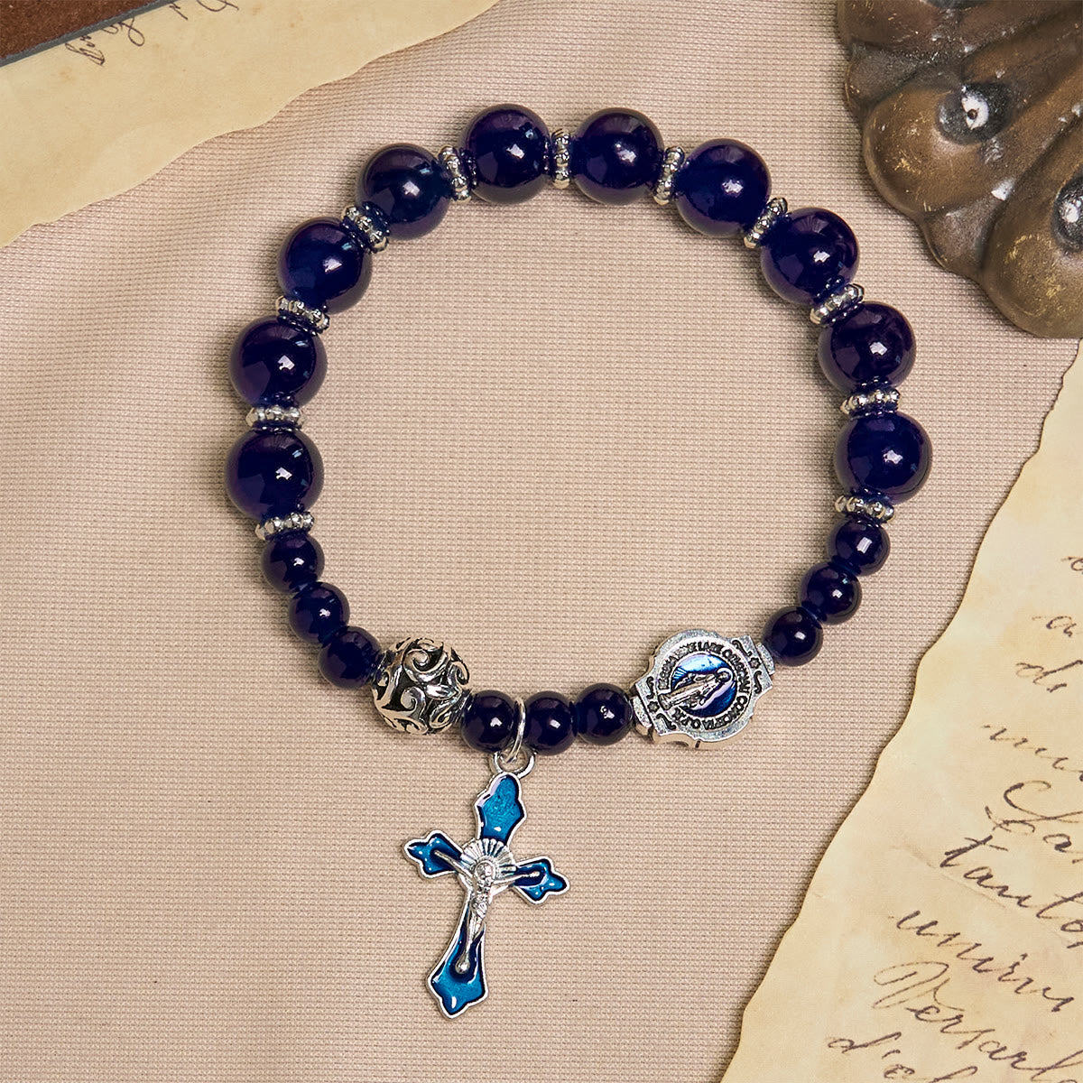 Elegantes pulseras de abalorios azul marino con crucifijo y Medalla Milagrosa