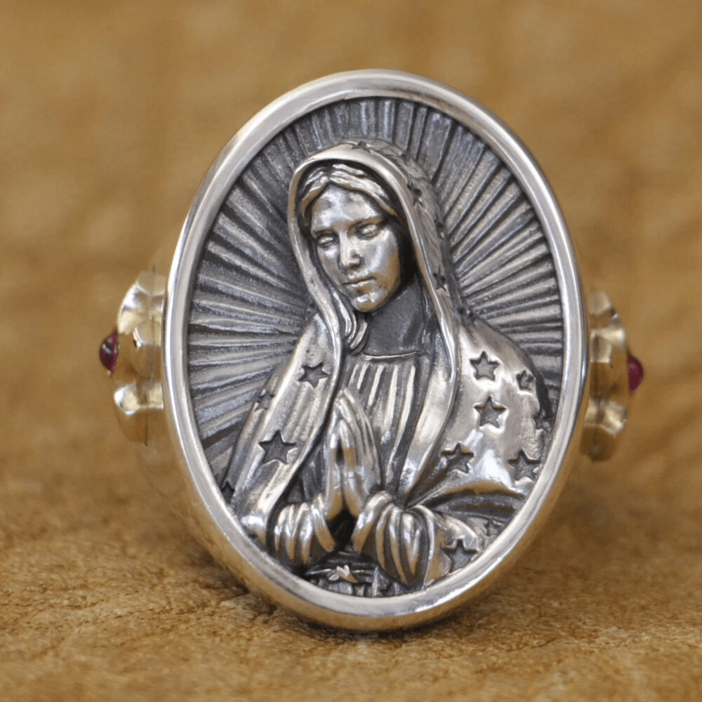 Anillo Ovalado Virgen María en Plata 925 Protección Divina y Oración