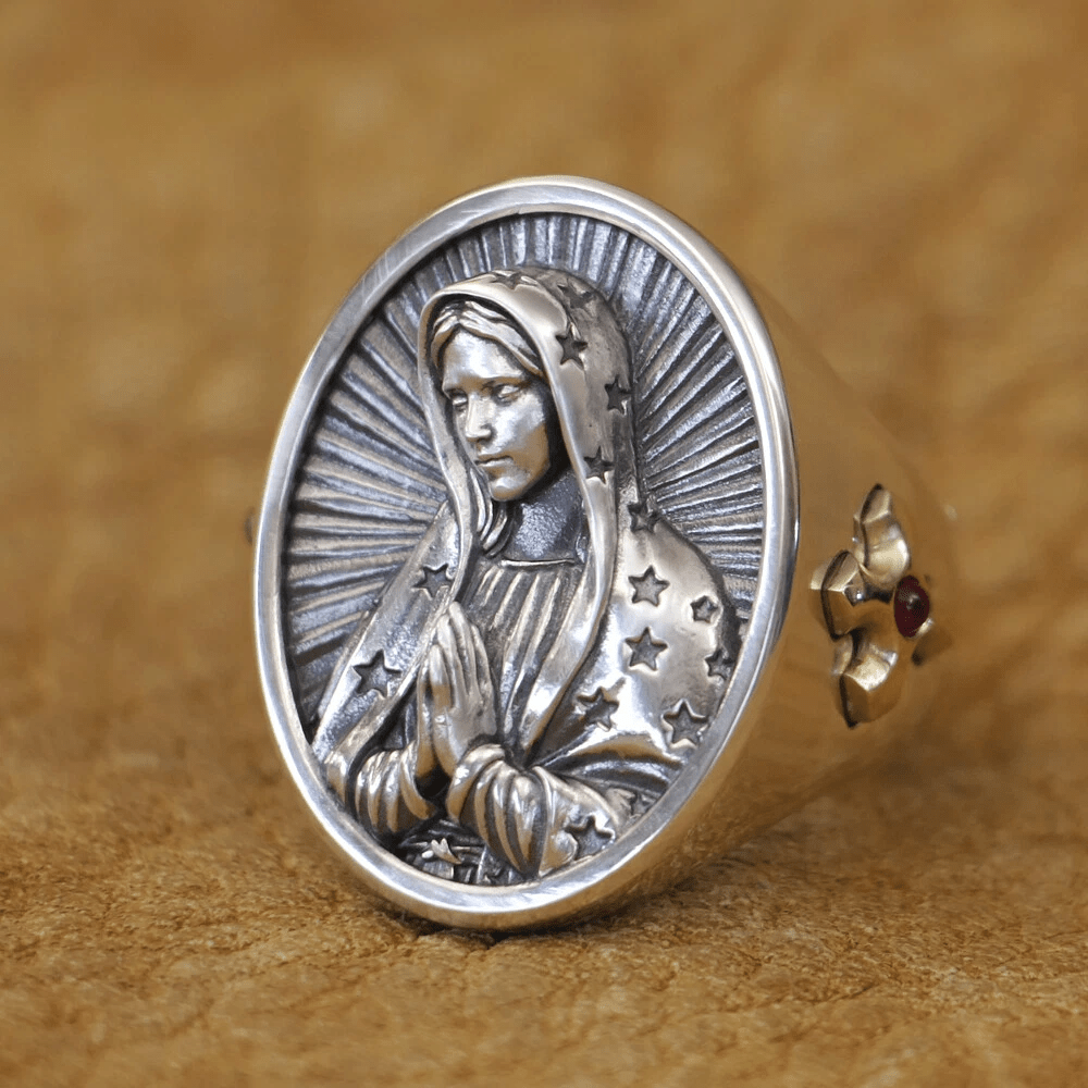 Anillo Ovalado Virgen María en Plata 925 Protección Divina y Oración