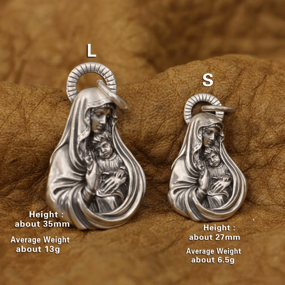 Collar colgante devocional de la Sagrada Virgen con el Niño en plata vintage