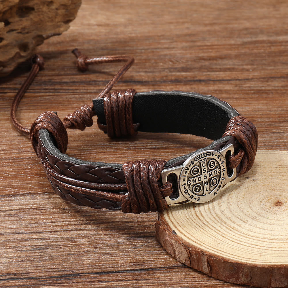 Pulsera clásica de cuero de San Benito de 2 colores: Símbolo de fe y coraje
