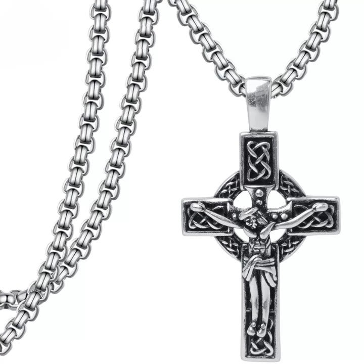 Colgante de cruz con nudo celta "Fe Eterna": Cristo en la cruz