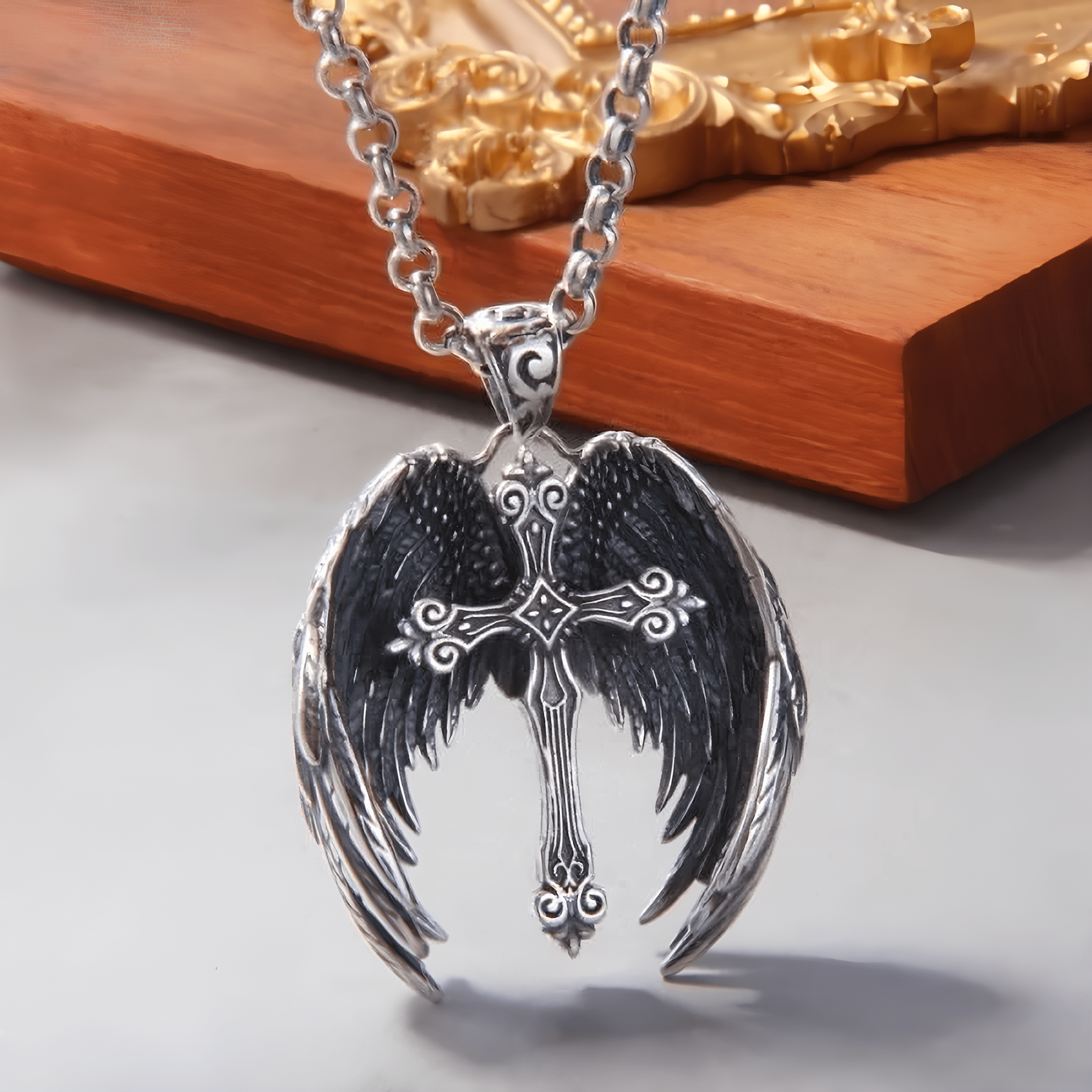 Collar con colgante de cruz y alas de ángel de la guarda: Joyería de protección espiritual