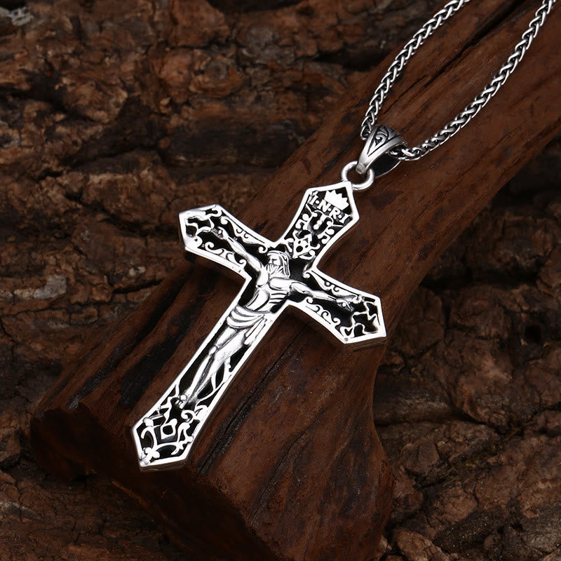 Colgante de Crucifijo INRI de Plata Esterlina Estilo Vintage: Un Emblema Atemporal de Sacrificio y Gracia