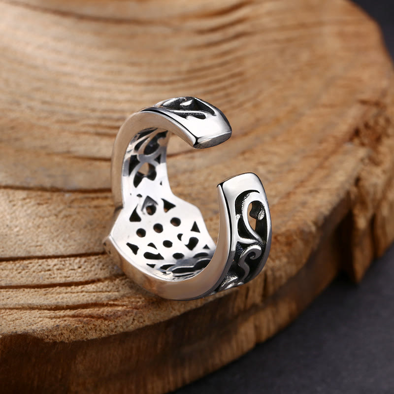 Anillo de Cruz Abierta de Plata 925 Artesanal con Zirconia: Una Fusión Única de Artesanía y Fe