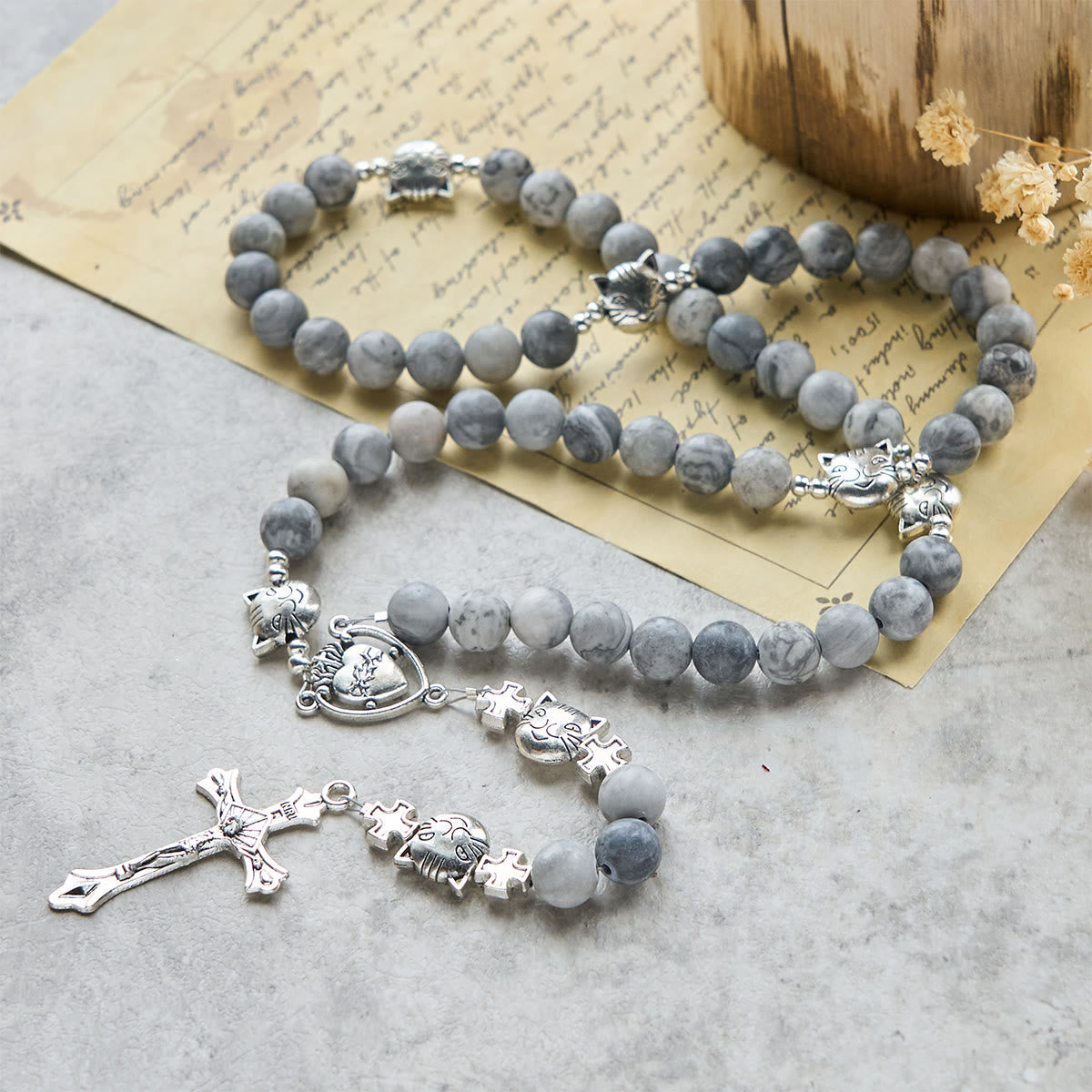 Rosario de oración para gato atigrado gris claro: Pulsera para el cuidado de gatos callejeros, Rosario de animales