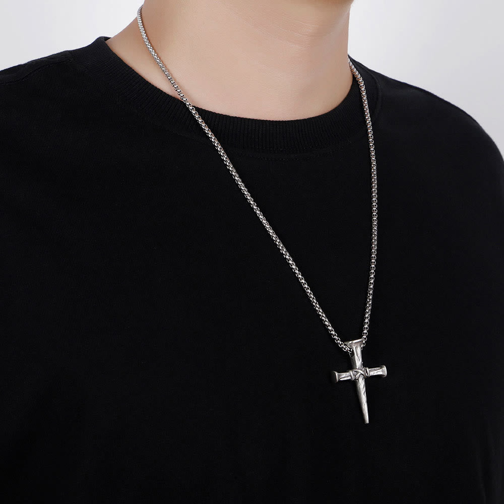 Collar de cruz con forma de Uña Artística para Expresar la Fe