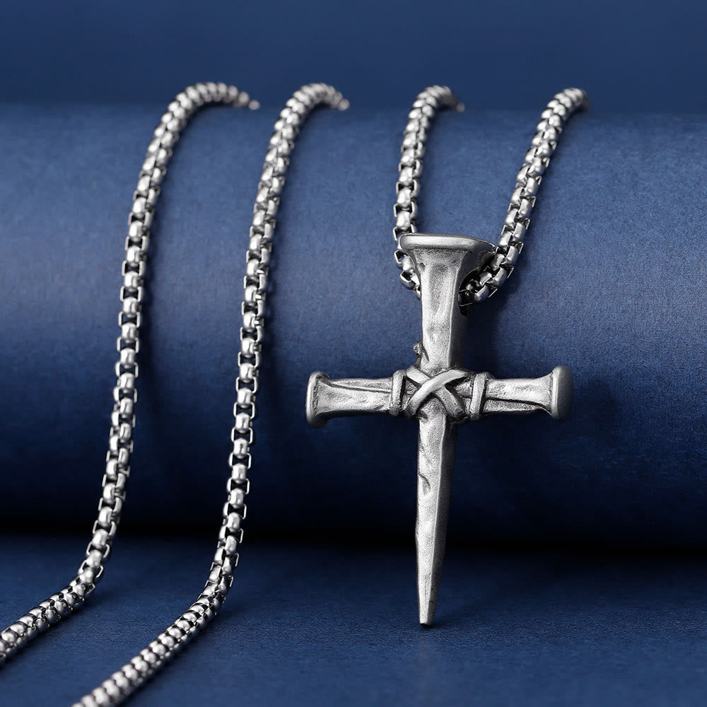 Collar de cruz con forma de Uña Artística para Expresar la Fe