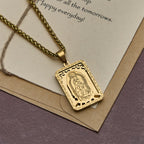 Collar con Colgante de la Virgen de Guadalupe con Corazón - Dije con Borde