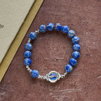 Pulsera Mariana de Piedra Imperial Azul: Una Señal de Oración y Paz