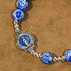 Pulsera Mariana de Piedra Imperial Azul: Una Señal de Oración y Paz