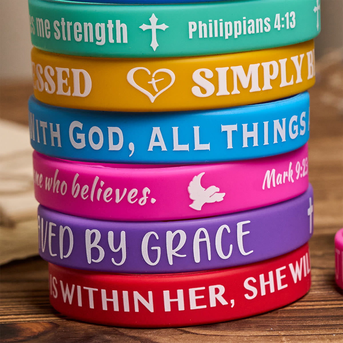 Pulseras de silicona con versículos bíblicos: Recordatorios de fe y devoción colorida