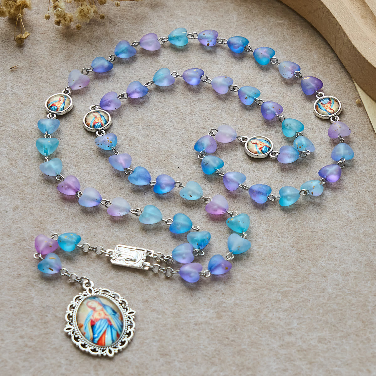 Rosario y pulsera Corazón Azul y Mariposa: Devoción y espiritualidad artística
