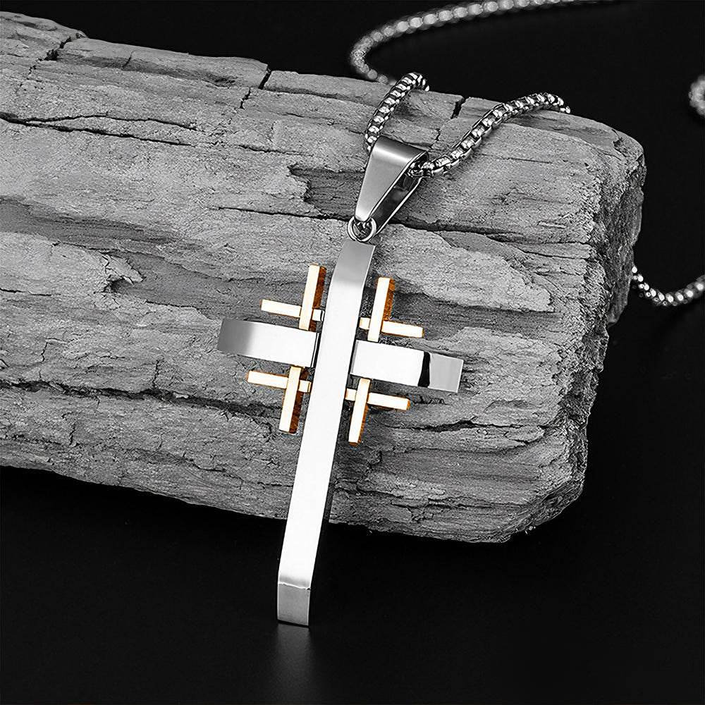 Collar con colgante de cruz geométrica: Fe moderna y devoción elegante