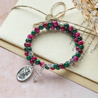 Pulsera de rosario de alambre de memoria de ojo de tigre bitono con San Miguel