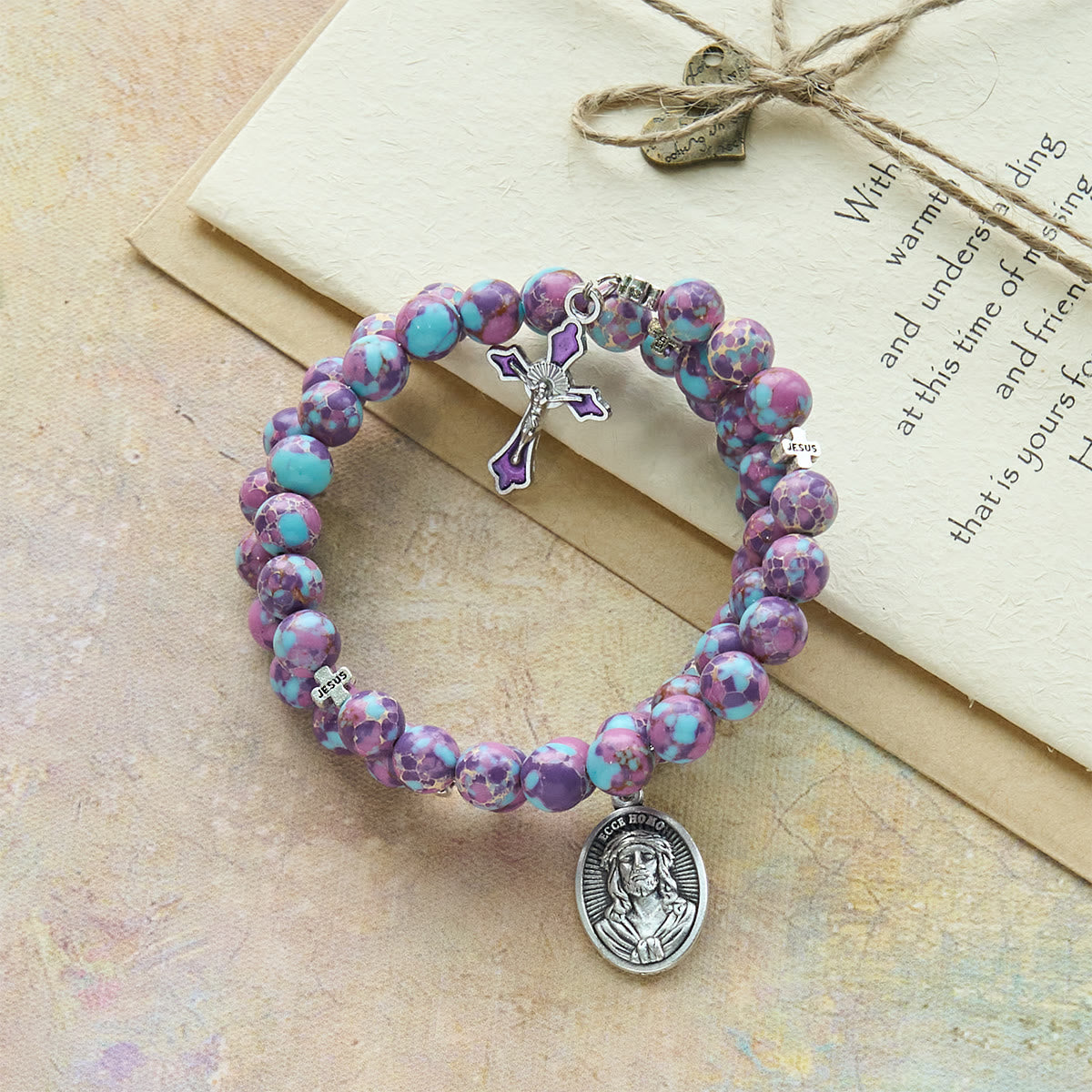 Pulsera Rosario de Alambre de Memoria de Jaspe Imperial Morado con Crucifijo Esmaltado