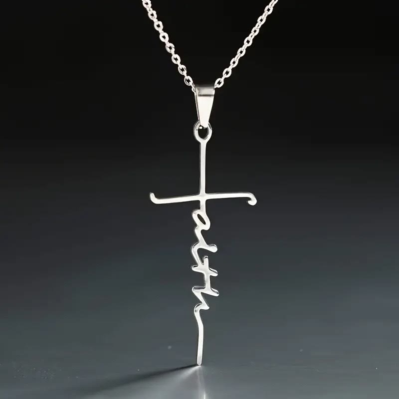 Cruz de Fe con Elegante Escritura: Amuleto de Creencia Suave y Joyería de Uso Diario