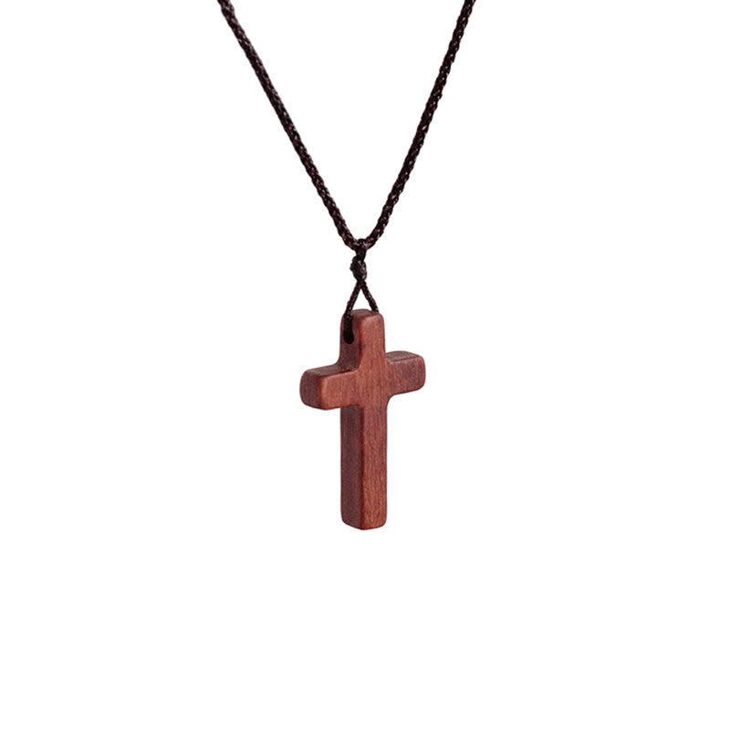 Collar con cruz de sándalo rojo hecho a mano — Devoción sencilla, uso diario