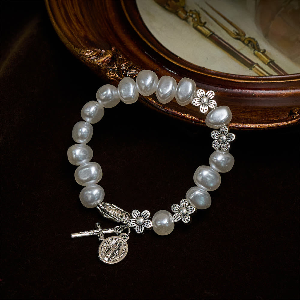 Pulsera Luz de Gracia — Cuentas Suaves con Dijes Devocionales