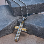 Collar de cruz de circonitas de aleación de 4 colores: pequeño amuleto diario de fe para un estilo personal