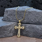 Collar de Cobre con Circones en Cruz y Nudo: Recordatorio Diario de Fe y Resplandor