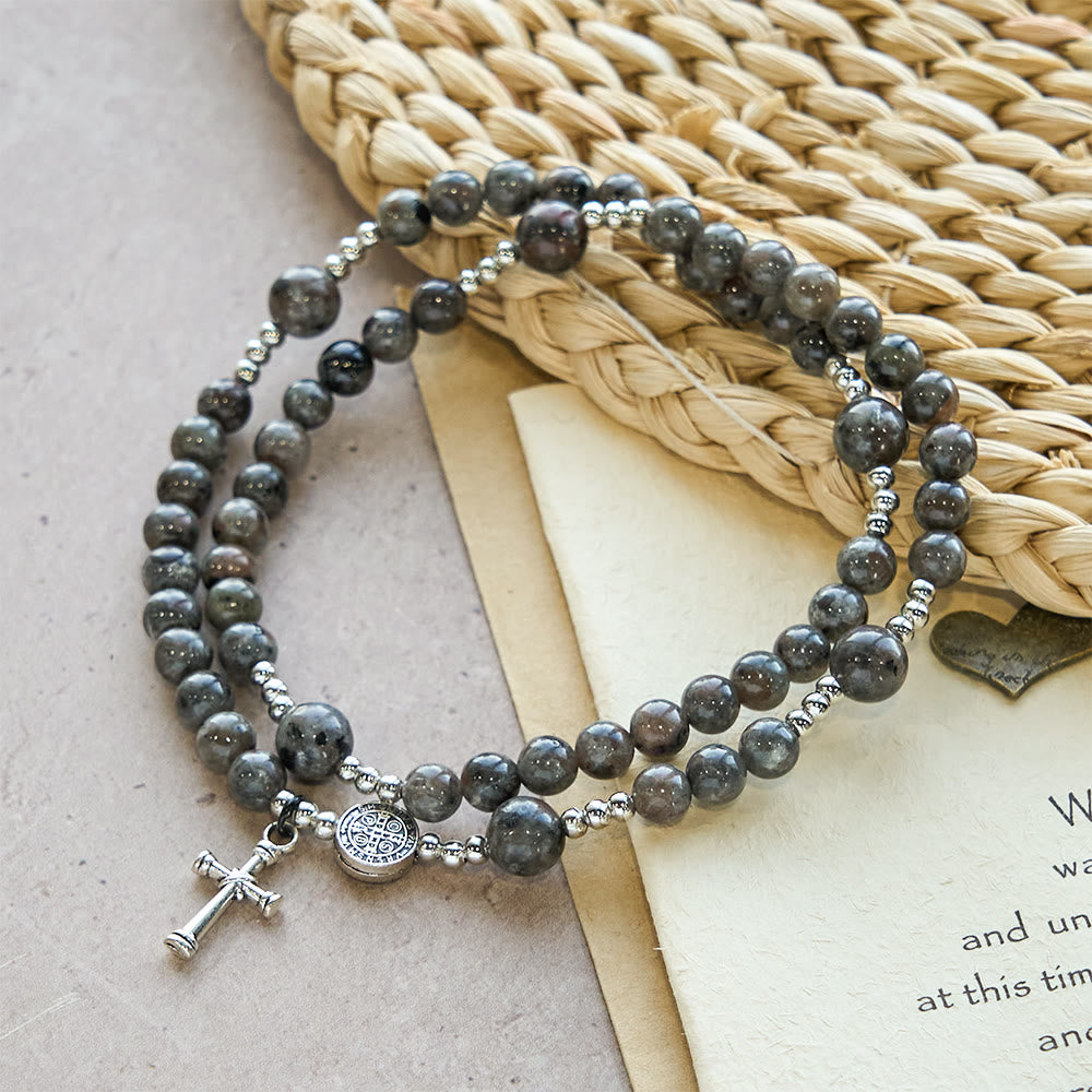 Pulsera de Rosario de Piedra de Llama de 6mm con Resplandor UV: Textura Ceniza y Devoción Iluminada