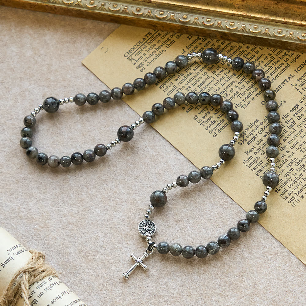Pulsera de Rosario de Piedra de Llama de 6mm con Resplandor UV: Textura Ceniza y Devoción Iluminada