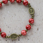 Rosario de cristal con pintura al óleo, pulsera: Recordatorio de fe y gracia para momentos de recogimiento