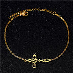 Pulsera Cruz y Fe: Delicada Compañera de Gracia y Esperanza