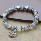 Pulsera Ojo de Gato Nudo Celta: Suave compañera de la gracia diaria