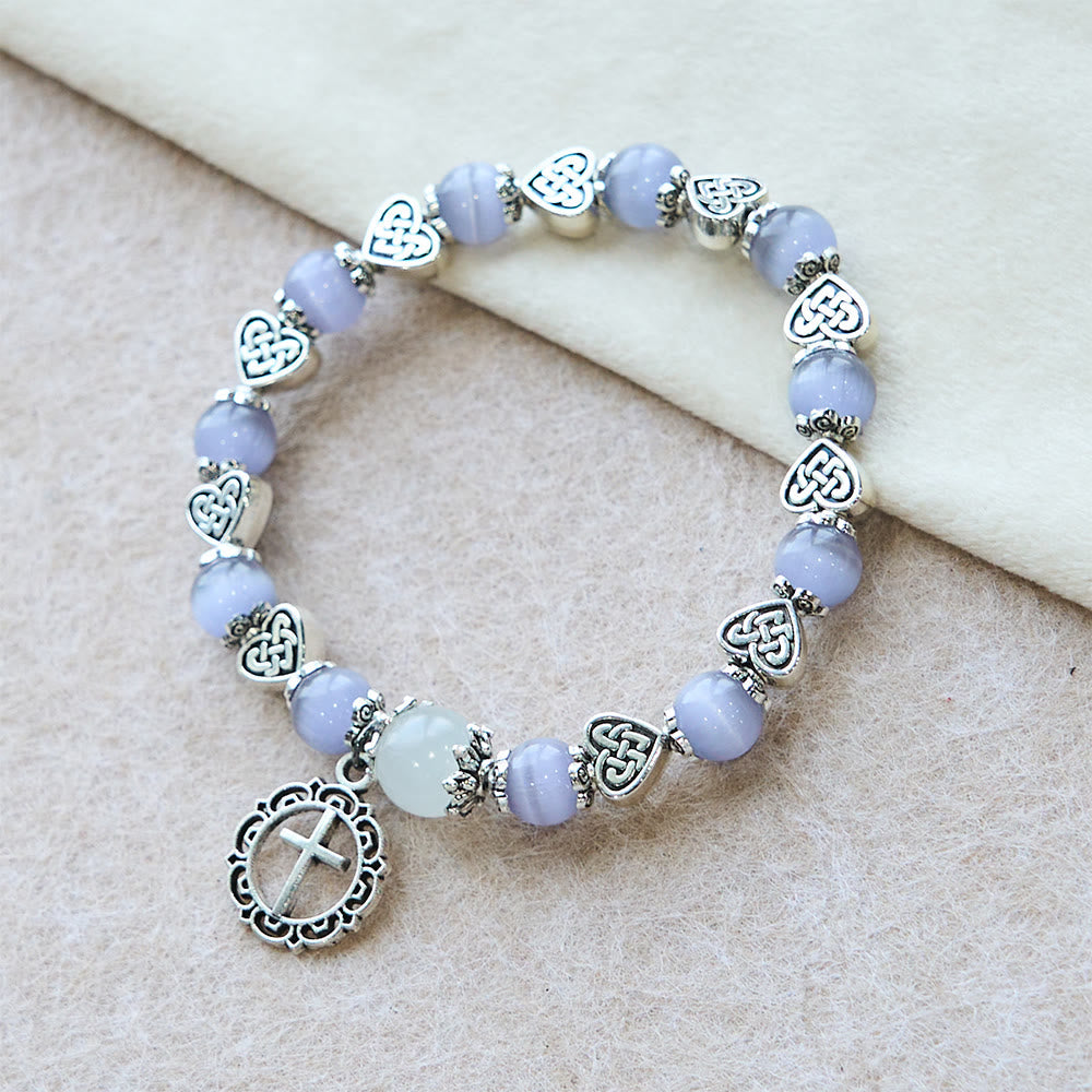 Pulsera Ojo de Gato Nudo Celta: Suave compañera de la gracia diaria