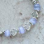 Pulsera Ojo de Gato Nudo Celta: Suave compañera de la gracia diaria