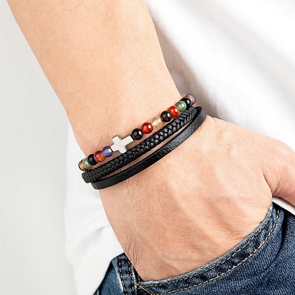 Pulsera de cruces superpuestas con cuentas de ojo de tigre: Devoción serena en textura rica
