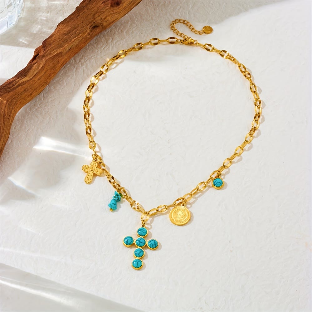Collar de Medalla y Cruz de Tres Estilos: Devoción Delicada para Uso Diario