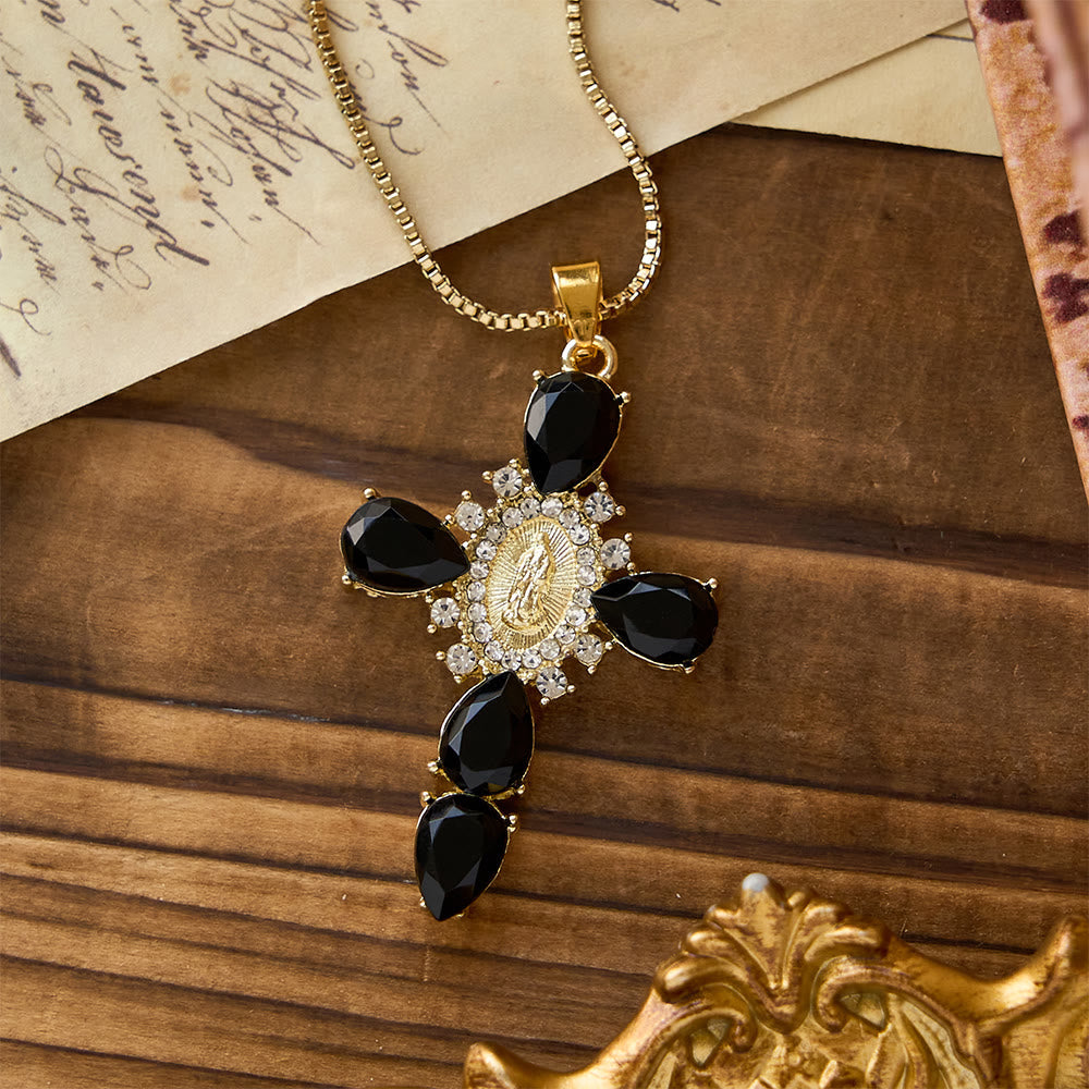 Cruz Luminosa de Nuestra Señora con Collar de Circonita: Consuelo Cálido para Corazones Fieles