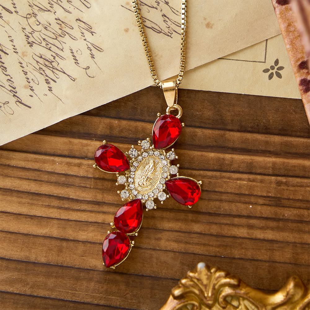 Cruz Luminosa de Nuestra Señora con Collar de Circonita: Consuelo Cálido para Corazones Fieles