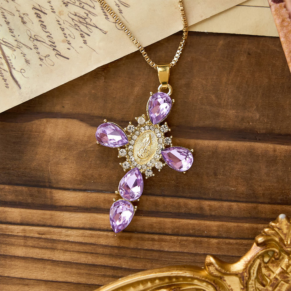 Cruz Luminosa de Nuestra Señora con Collar de Circonita: Consuelo Cálido para Corazones Fieles