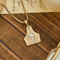 Collar con colgante de cruz ornamentada: fe inquebrantable para uso diario