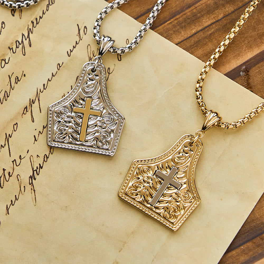 Collar con colgante de cruz ornamentada: fe inquebrantable para uso diario