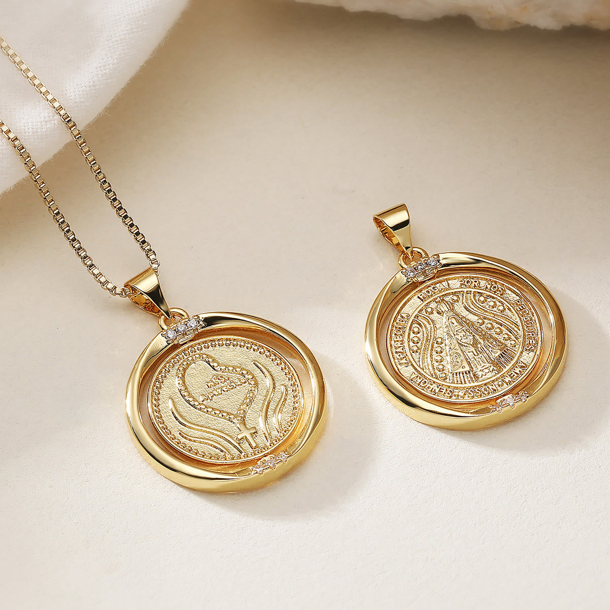 Collar giratorio de Nuestra Señora de Aparecida: Gracia bitono para uso diario