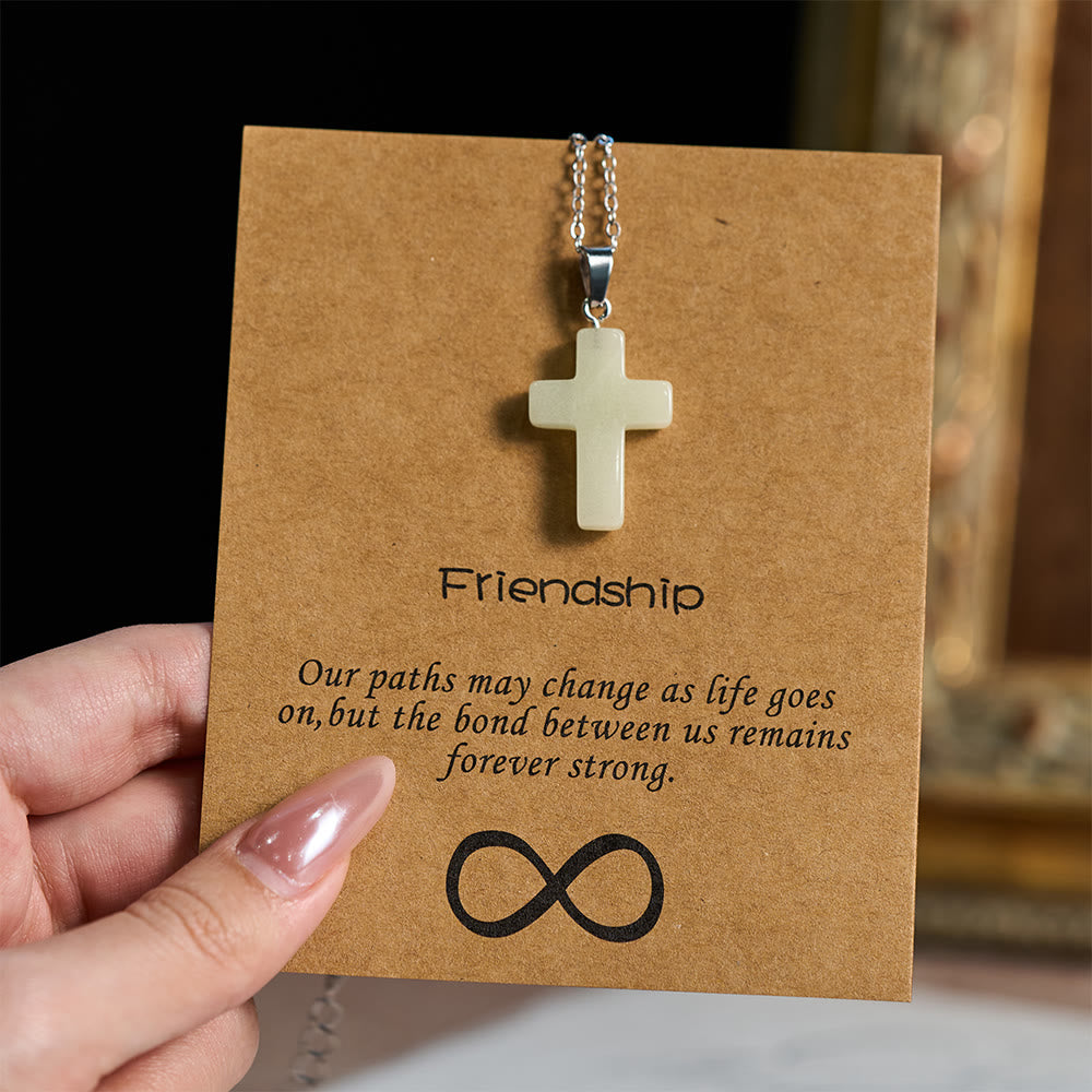 Collar de Cruz que Brilla en la Oscuridad con Tarjeta de Mensaje de Amistad: Encarna Su Gracia Gentil