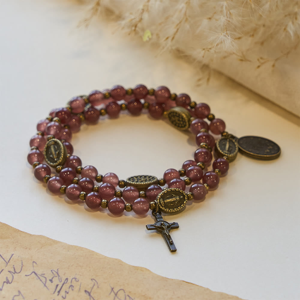 Pulsera vintage de cuarzo fresa con medalla milagrosa de devoción sagrada