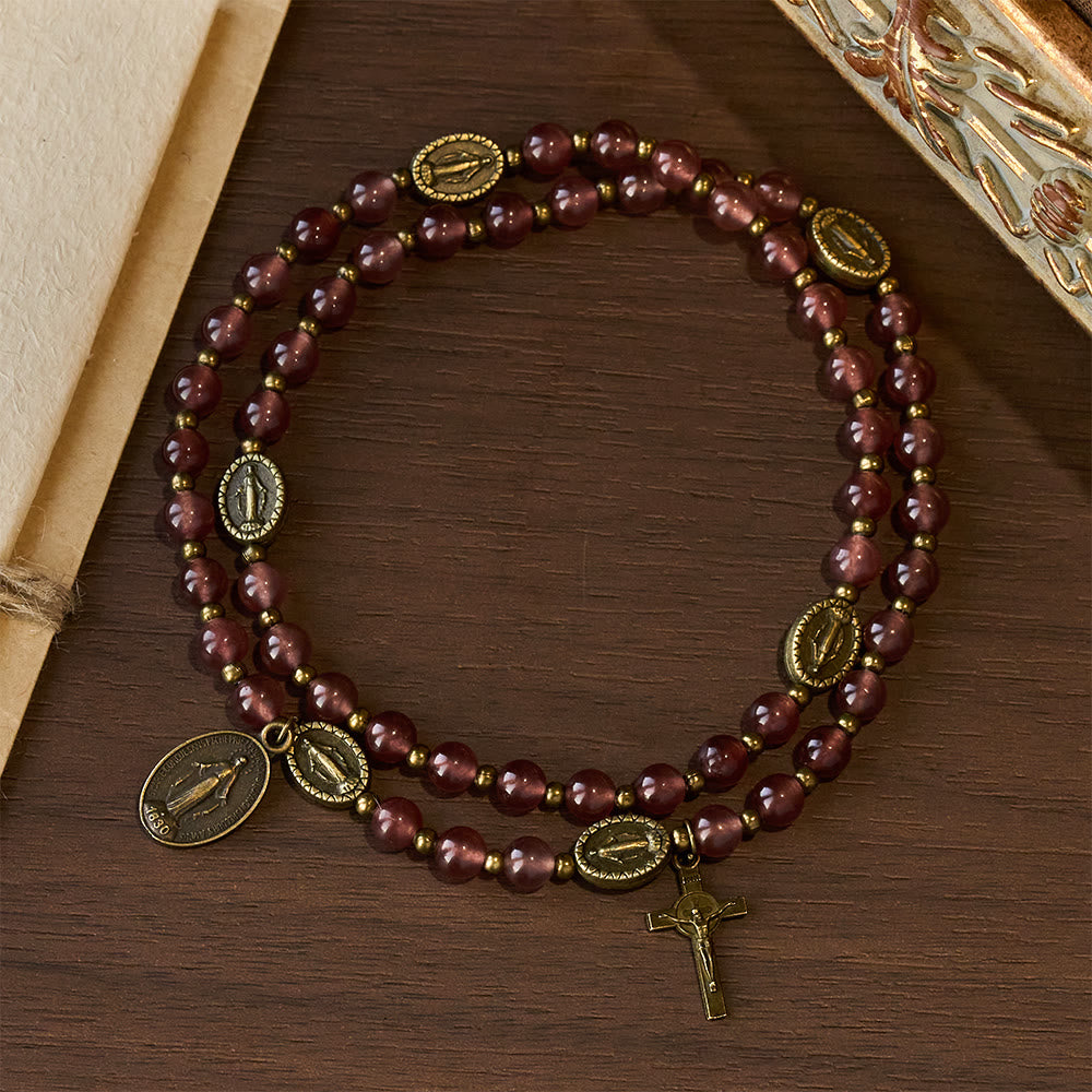 Pulsera vintage de cuarzo fresa con medalla milagrosa de devoción sagrada