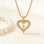 Collar con colgante Corazón y Cruz Dorados Brillantes: Encarna Su Amor Sagrado