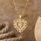 Collar Corazón de Nuestra Señora Calado con Acento de Rosa: Un recordatorio diario de Su intercesión