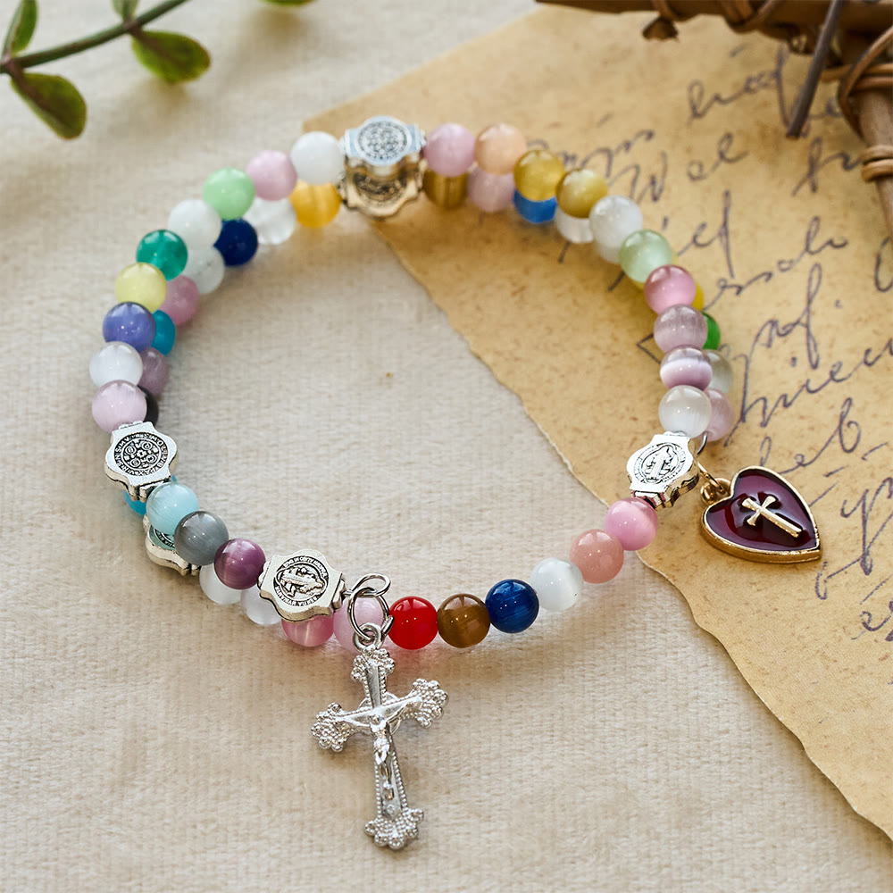 Pulsera de rosario de alambre de memoria de ojo de gato multicolor de 6 mm con detalles de San Benito