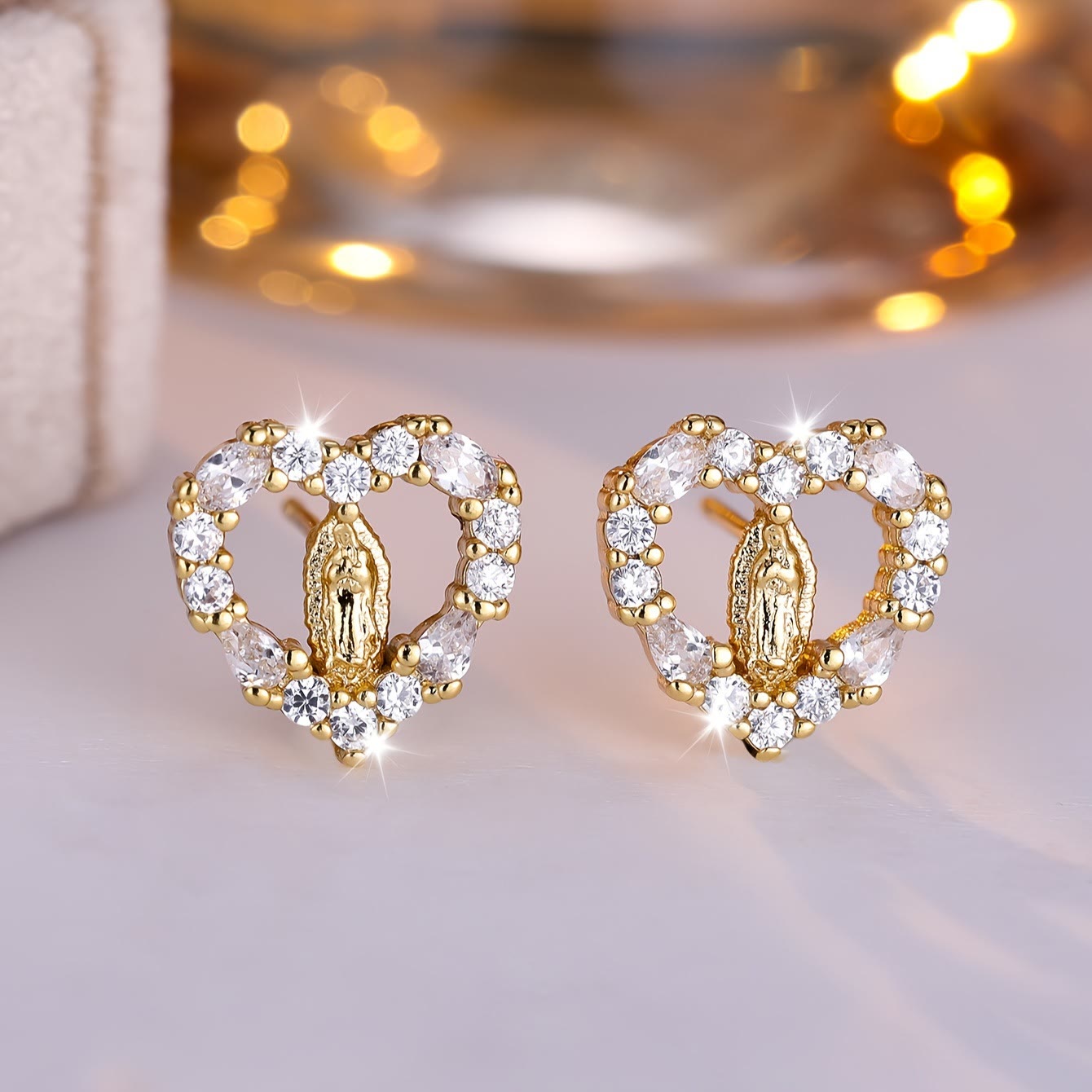 Pendientes de botón de Nuestra Señora en forma de corazón: estilos de circonita de colores y brillantes transparentes