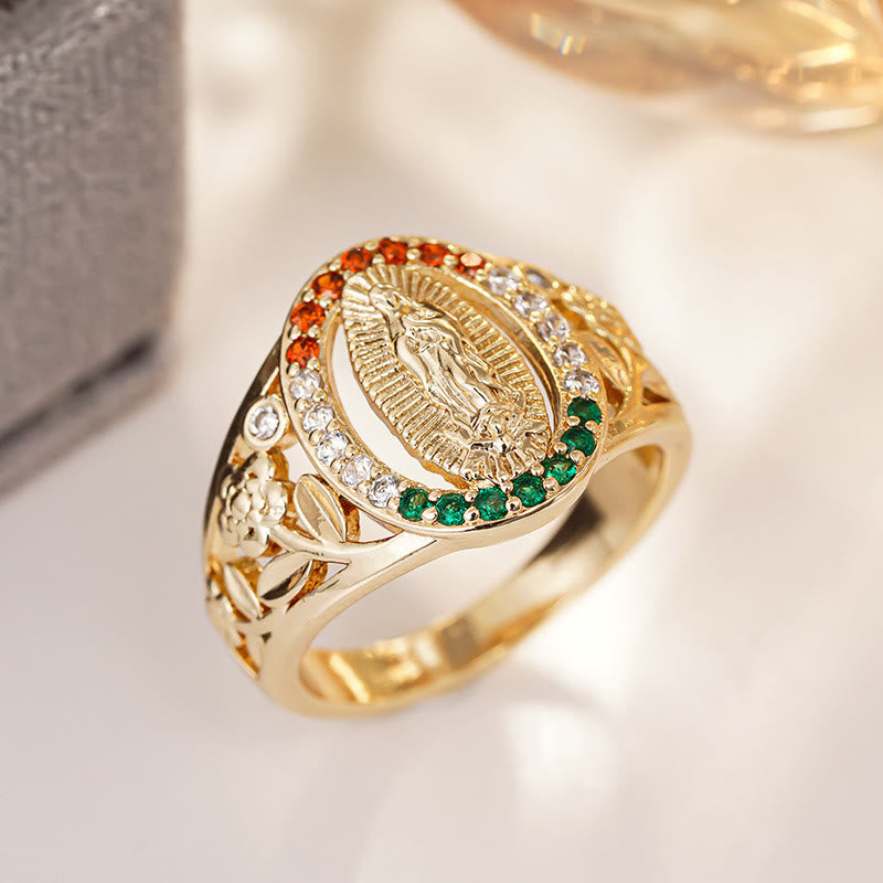 Anillo de Nuestra Señora con Circonitas y Diseño Floral: Un Elegante Recordatorio de Fe Inquebrantable