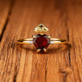 Anillo de cristal del Sagrado Corazón: un símbolo del amor incondicional de Cristo