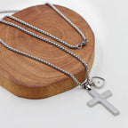 Collar de cruz con grabado de semilla de mostaza de Jesús: Un símbolo del amor de Cristo y el poder de la fe